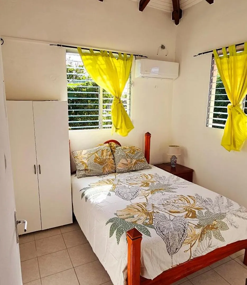 Holiday home Spacieux Haut De Villa Proche Plage Anse-Bertrand Guadeloupe