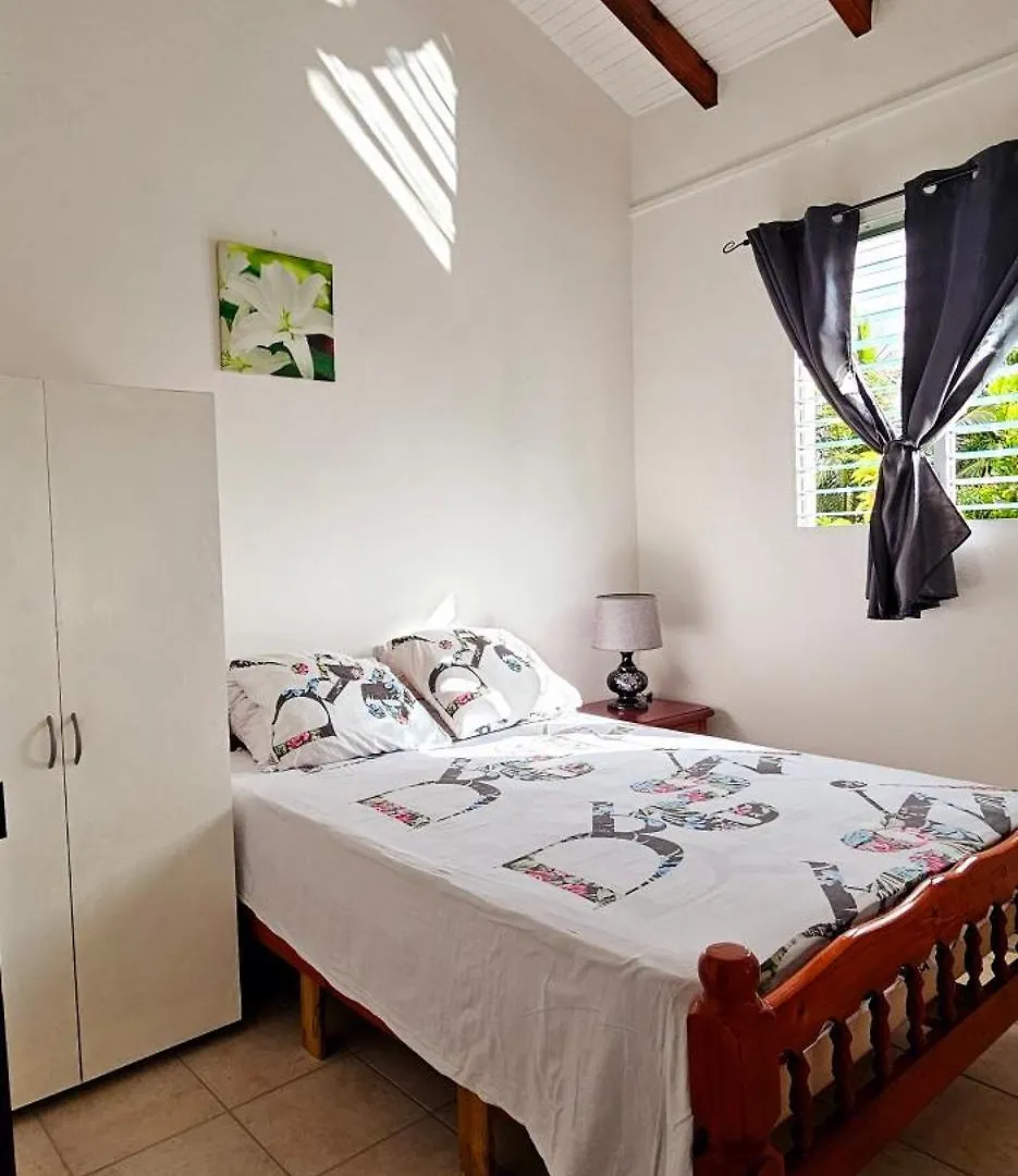Spacieux Haut De Villa Proche Plage Anse-Bertrand Guadeloupe