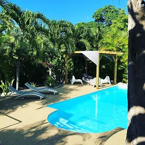 Ti Coin Paradis Anse-Bertrand